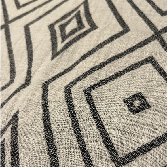 Boho Aztec Travel Blanket Free Hand Woven Organic Cotton 2 Side Black White NEW! - Picture 6 of 7